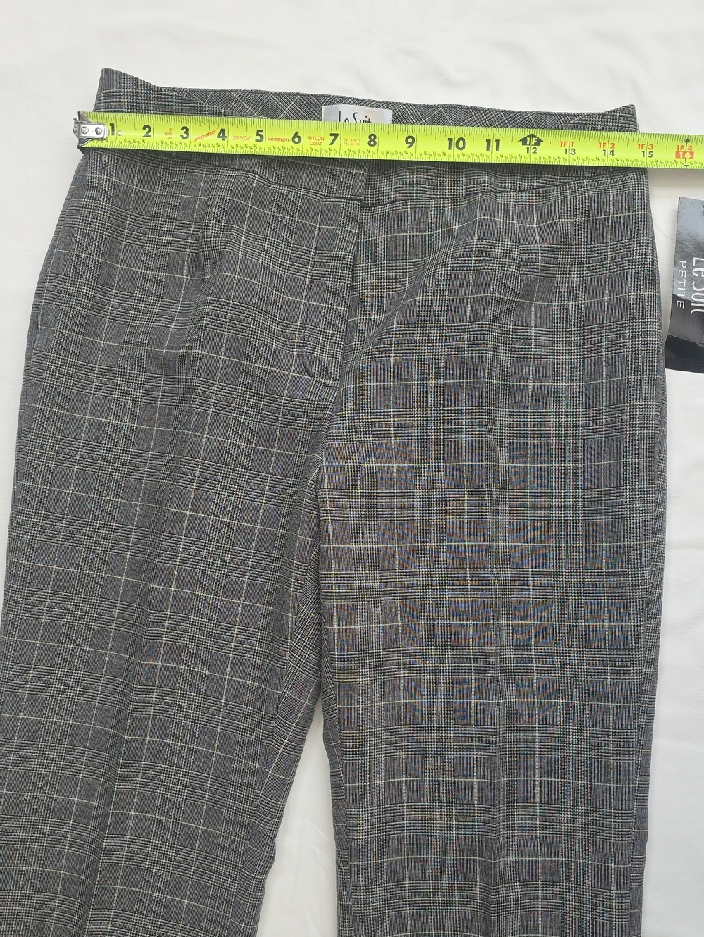 LE SUIT - Picture 5 of 11